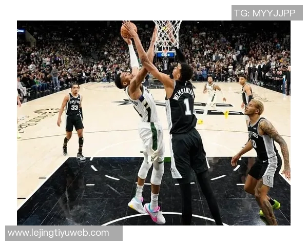 文班亚马解析关键三分球战术强调避免盲目突入人群造成复杂局面